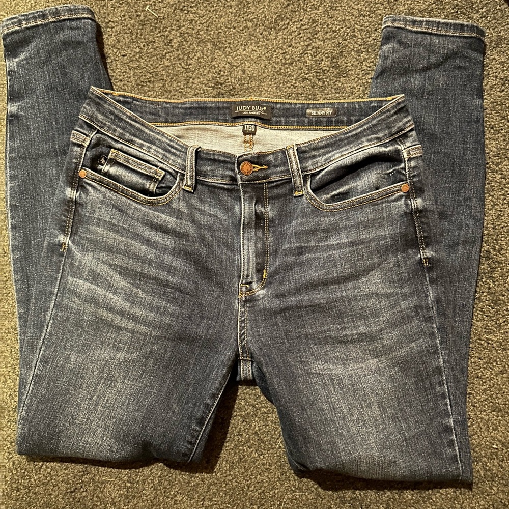 Judy Blue women’s jeans size 11 skinny fit, no distressing worn once.